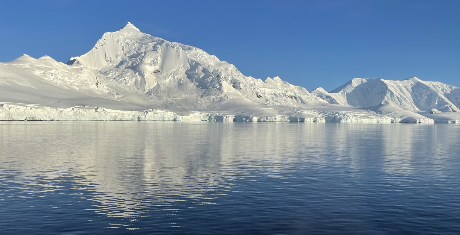 Antarctica Journey to the White Continent The Geographic Society of Chicago